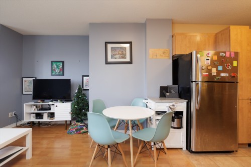 Dining Room - 410-480 Boul. Galland, Dorval, QC - Indoor