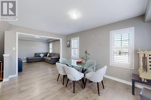 239 Netherby Lane, Kitchener, ON - Indoor Photo Showing Dining Room