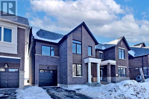 39 TIMBER FALLS DRIVE  Brampton, ON L7A 0B8