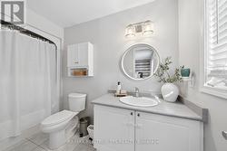 4 pc ensuite - 