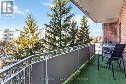 BBQ with a great view with trees - 