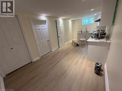 86 GARDINER Drive  Hamilton, ON L9C 4V2