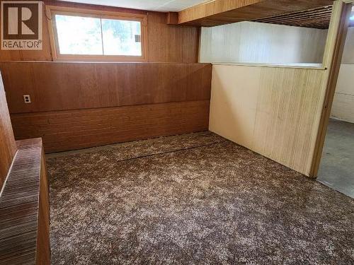 6237 Lund, Powell River, BC - Indoor