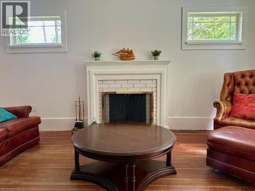 6237 Lund, Powell River, BC - Indoor Photo Showing Living Room With Fireplace