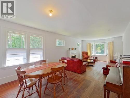 6237 Lund, Powell River, BC - Indoor