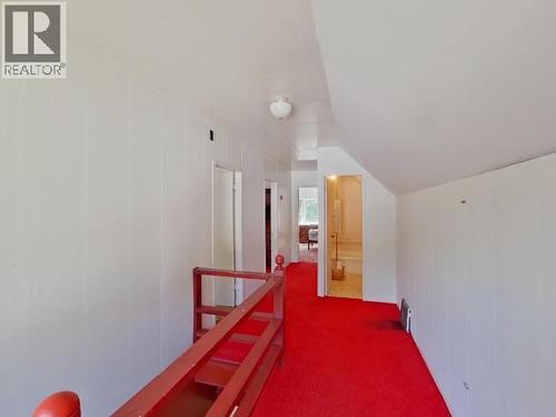 6237 Lund, Powell River, BC - Indoor Photo Showing Other Room
