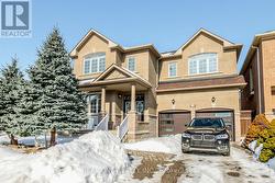 18 CALICO CRESCENT  Markham, ON L6C 3A6