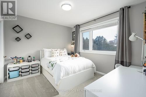 275 Camborne Crescent, Burlington, ON - Indoor Photo Showing Bedroom