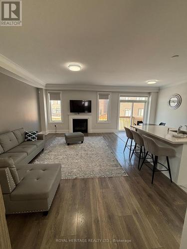 65 Conarty Crescent E, Whitby, ON - Indoor