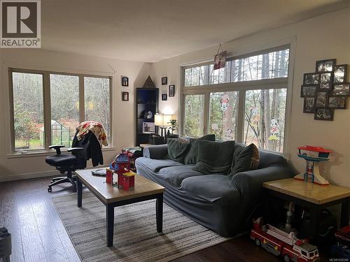 997 Cedar Rd, Nanaimo, BC 