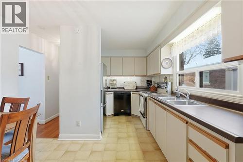 940 Brucedale Avenue E, Hamilton, ON - Indoor Photo Showing Kitchen With Double Sink