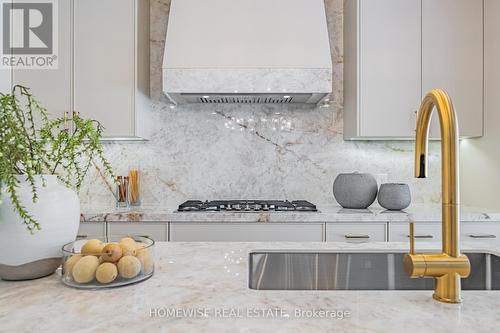 306 Manor Road E, Toronto, ON - 