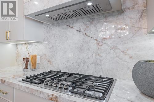 306 Manor Road E, Toronto, ON - Indoor Photo Showing Kitchen