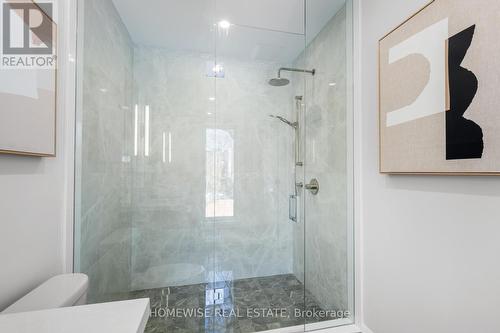 306 Manor Road E, Toronto, ON - Indoor Photo Showing Bathroom