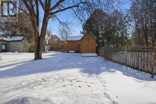 547 Wellington Street N, Kitchener, ON - Outdoor