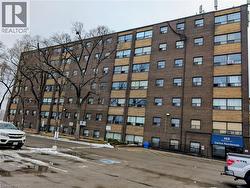 468 OTTAWA Street N Unit# 517 B  Hamilton, ON L8H 4A6
