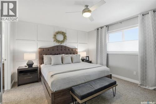 1015 Muzyka Road, Saskatoon, SK - Indoor Photo Showing Bedroom