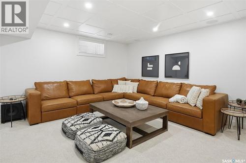 1015 Muzyka Road, Saskatoon, SK - Indoor