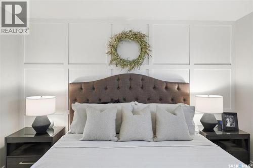 1015 Muzyka Road, Saskatoon, SK - Indoor Photo Showing Bedroom