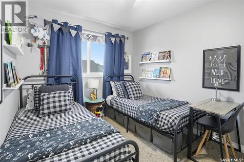 1015 Muzyka Road, Saskatoon, SK - Indoor Photo Showing Bedroom