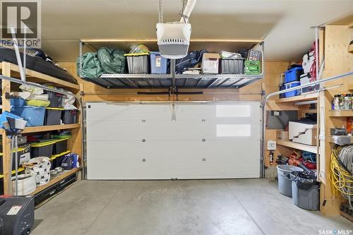1015 Muzyka Road, Saskatoon, SK - Indoor Photo Showing Garage