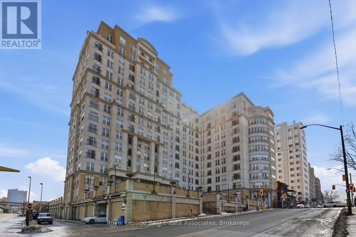 802 - 135 JAMES STREET S  Hamilton, ON L8P 2Z6