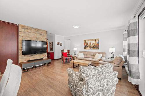 Living room - 2646 Rue Schulz, Saint-Jérôme, QC - Indoor Photo Showing Living Room