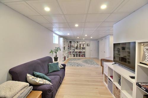 Salle familiale - 955 Rue Charest, Val-D'Or, QC - Indoor