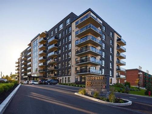 409-4420 Boul. St-Jean  Dollard-Des-Ormeaux, QC H9H 0C8