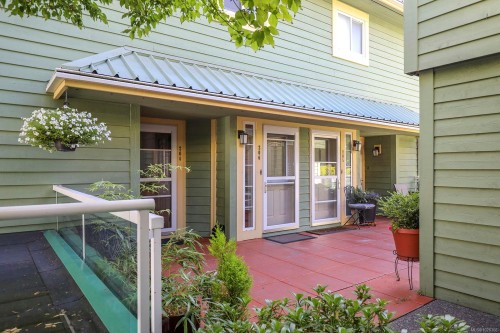 206-2275 Comox Ave, Comox, BC - Outdoor With Deck Patio Veranda With Exterior