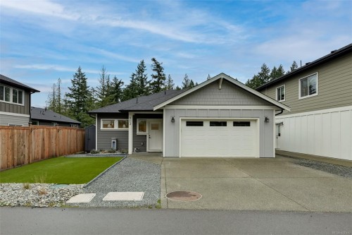 813 Tomack Loop, Langford, BC 
