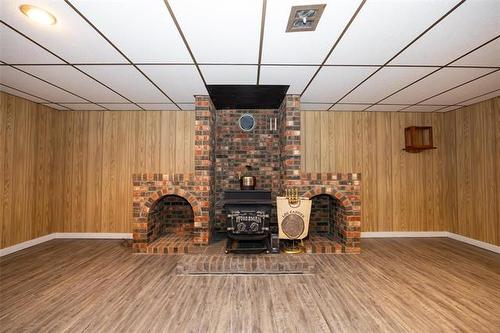 893 Jefferson Ave, Winnipeg, MB 