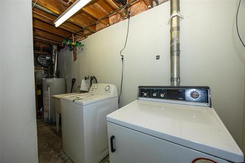 893 Jefferson Ave, Winnipeg, MB 