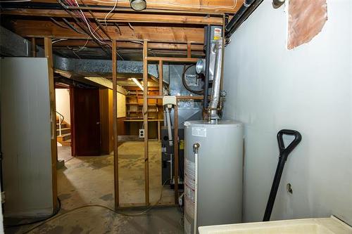 893 Jefferson Ave, Winnipeg, MB 