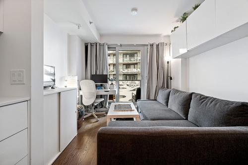 Living room - 1108-101 Rue Peel, Montréal (Le Sud-Ouest), QC - Indoor Photo Showing Living Room