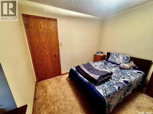 404 Darlington Street E, Yorkton, SK - Indoor Photo Showing Bedroom