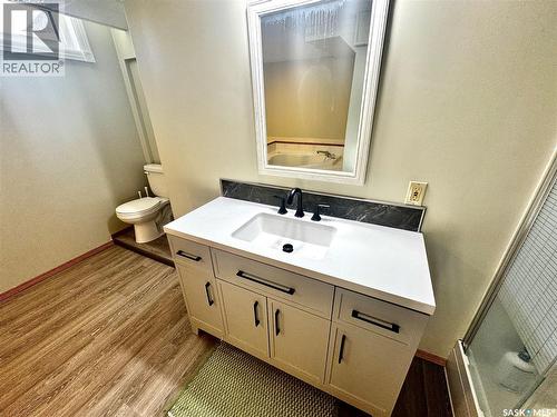404 Darlington Street E, Yorkton, SK - Indoor Photo Showing Bathroom