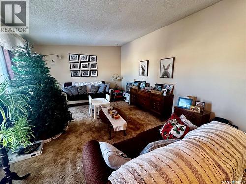 404 Darlington Street E, Yorkton, SK - Indoor Photo Showing Bedroom
