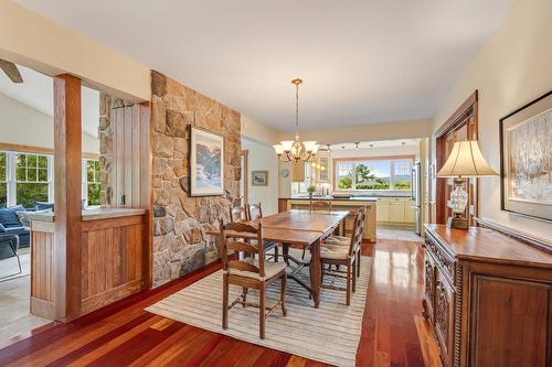 Salle à manger - 41 Rue Mountain, Sutton, QC - Indoor Photo Showing Dining Room