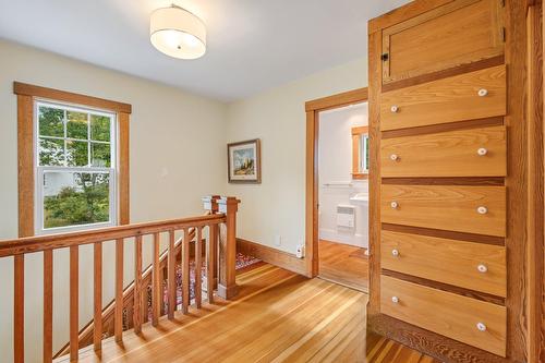 Corridor - 41 Rue Mountain, Sutton, QC - Indoor Photo Showing Other Room