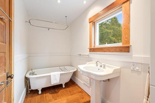 Salle de bains - 41 Rue Mountain, Sutton, QC - Indoor Photo Showing Bathroom