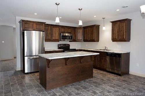 16 Westin Lane, Fredericton, NB 