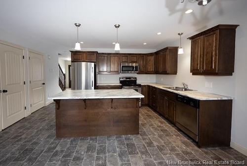 16 Westin Lane, Fredericton, NB 