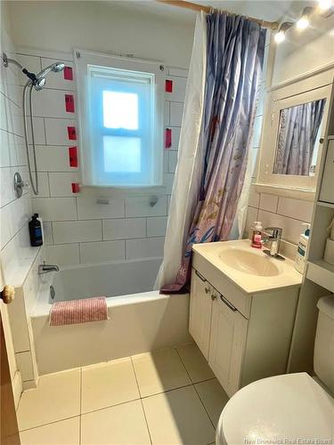 46 North St, Moncton, NB 