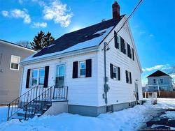 46 North ST  Moncton, NB E1C 5X6