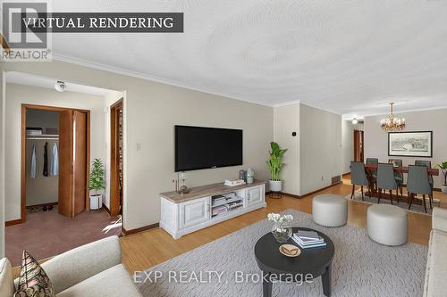 7232 Reindeer Drive, Mississauga, ON - Indoor Photo Showing Living Room