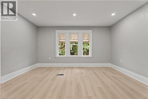 88 Gage Avenue S, Hamilton, ON - Indoor Photo Showing Other Room