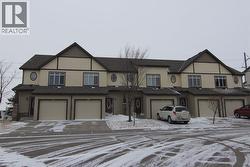 337 COPPERPOND Landing SE  Calgary, AB T2Z 1G6