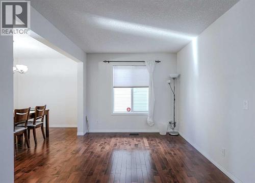 125 Silverado Range Cove Sw, Calgary, AB - Indoor Photo Showing Other Room