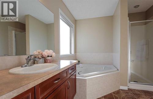 125 Silverado Range Cove Sw, Calgary, AB - Indoor Photo Showing Bathroom